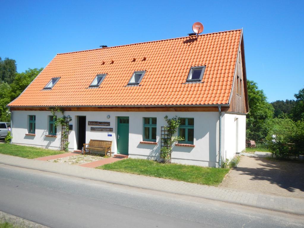 Ferienlandhaus Zempow ภายนอก รูปภาพ